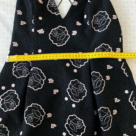 Topshop black mini dress with floral pattern - Size 10 - Picture 11 of 16